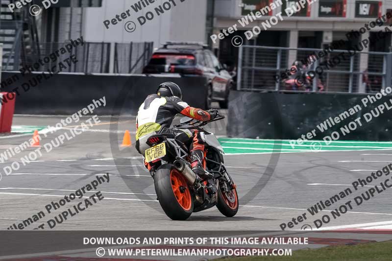 donington no limits trackday;donington park photographs;donington trackday photographs;no limits trackdays;peter wileman photography;trackday digital images;trackday photos